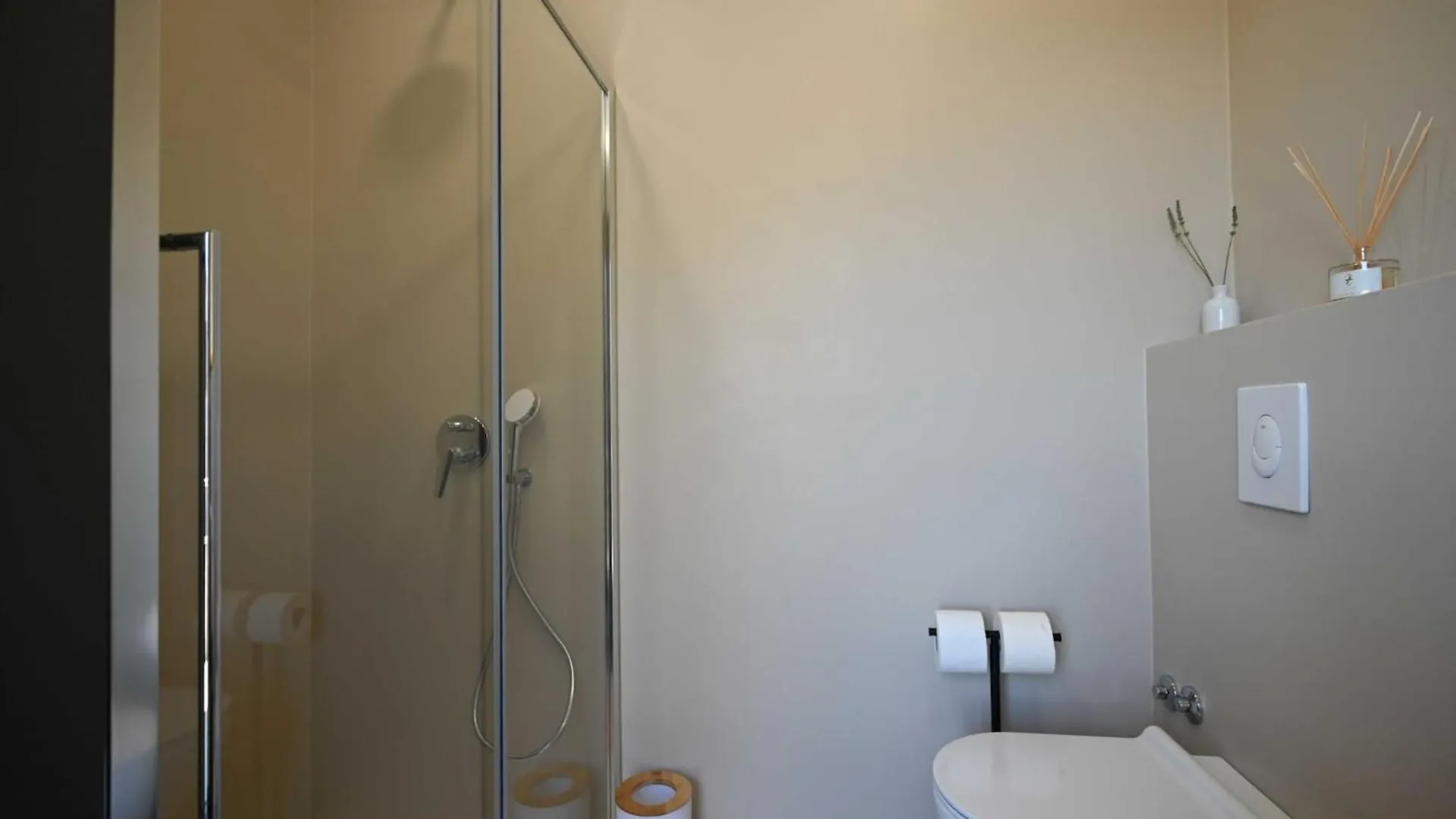 Modern And Stylish Rovinj Apartments With Terrace - Classic One Bedroom Apartment With Terrace