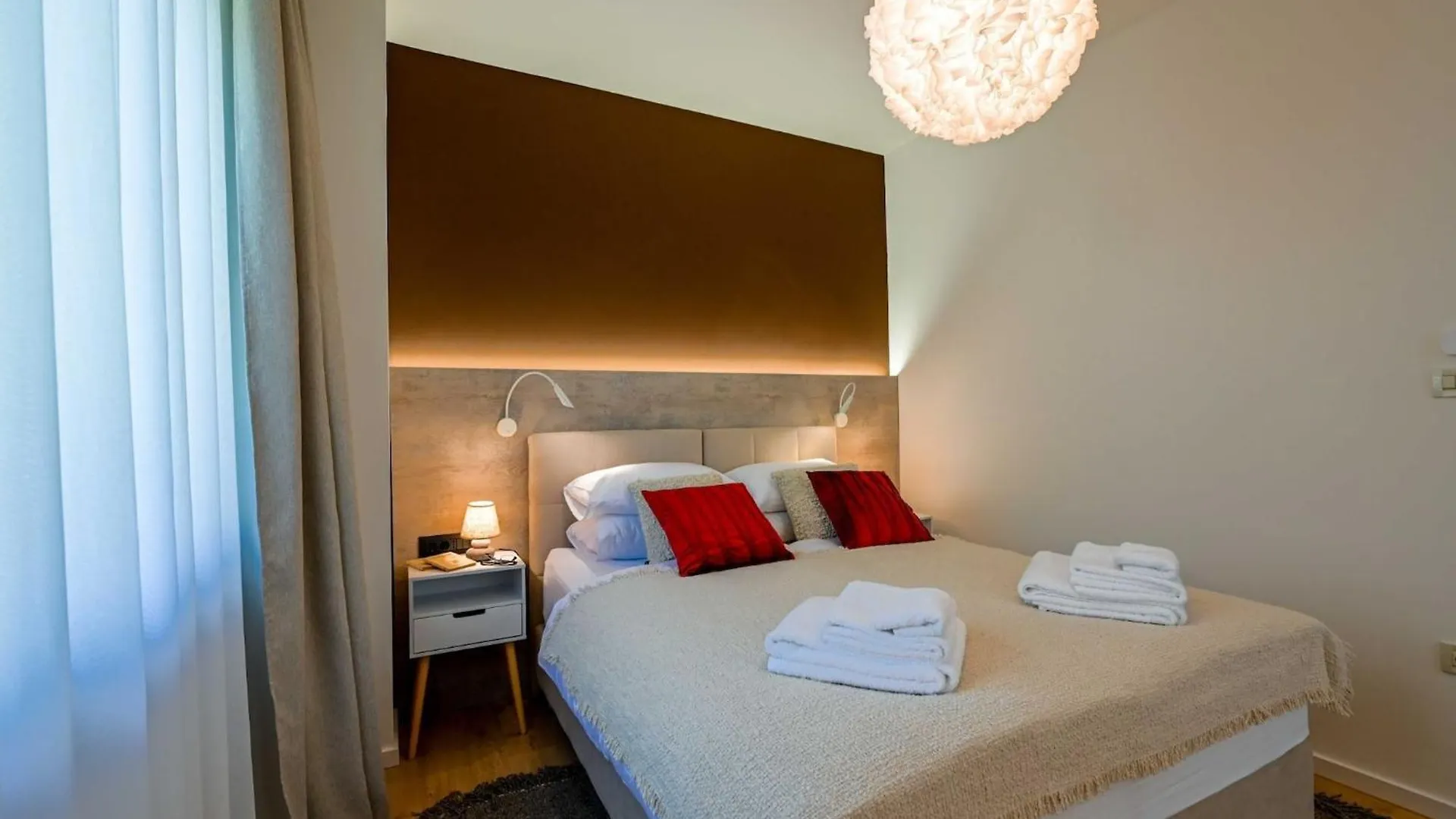 Modern And Stylish Rovinj Apartments With Terrace - Classic One Bedroom Apartment With Terrace